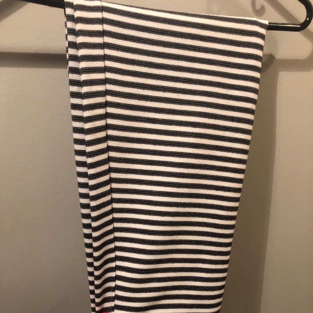 XOXO t length pencil skirt